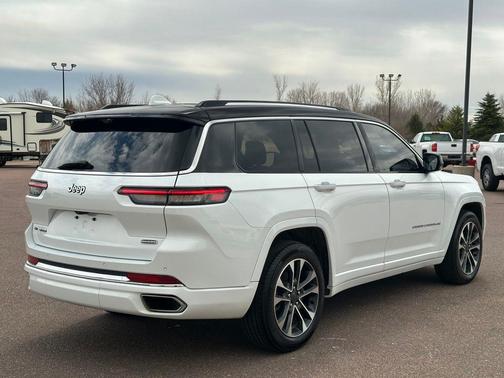2022 Jeep Grand Cherokee L Overland