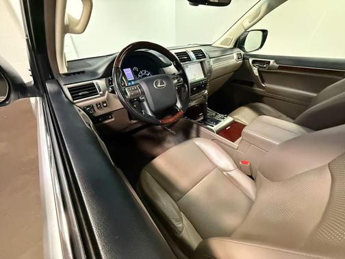 Silver Lining Metallic 2017 Lexus GX 460 Luxury