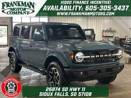 2022 Ford Bronco Outer Banks