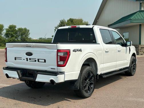 Oxford White 2023 Ford F-150 Lariat