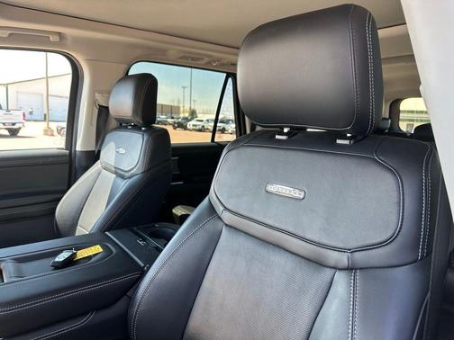 Black Metallic 2025 Ford Expedition Max Platinum