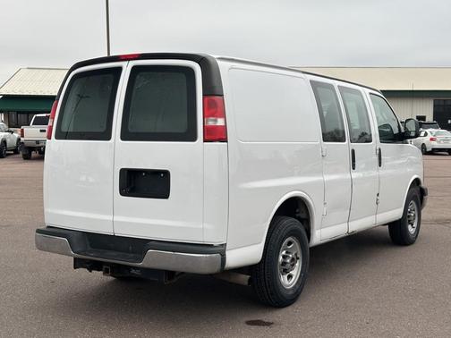 2016 GMC Savana 2500 Work Van