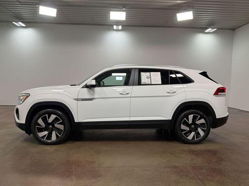 Pure White 2024 Volkswagen Atlas Cross Sport 2.0T SE w/Technology 4MOTION