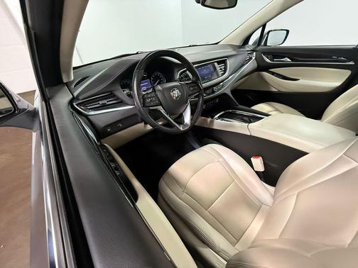 2023 Buick Enclave Essence AWD