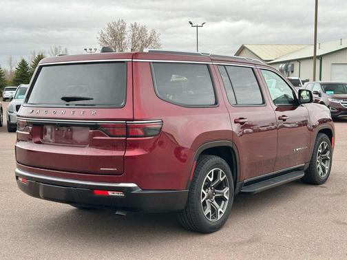 Velvet Red Pearlcoat 2024 Jeep Wagoneer Series III 4x4
