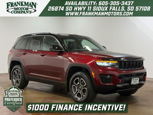 Velvet Red Pearlcoat 2022 Jeep Grand Cherokee Trailhawk