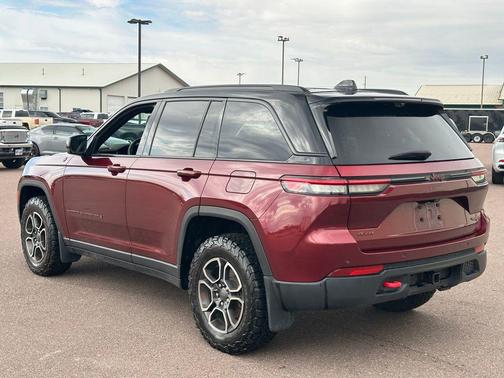 2022 Jeep Grand Cherokee Trailhawk