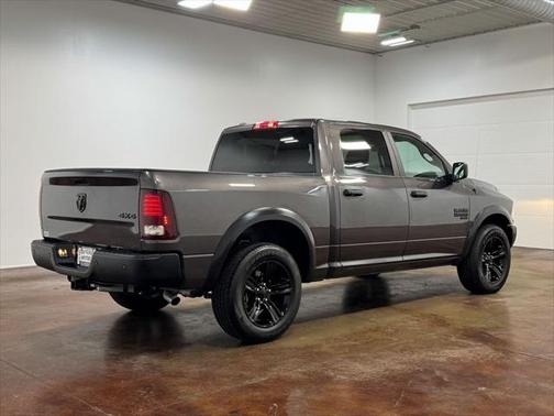 2024 RAM 1500 Classic Warlock Crew Cab 4x4 5'7' Box