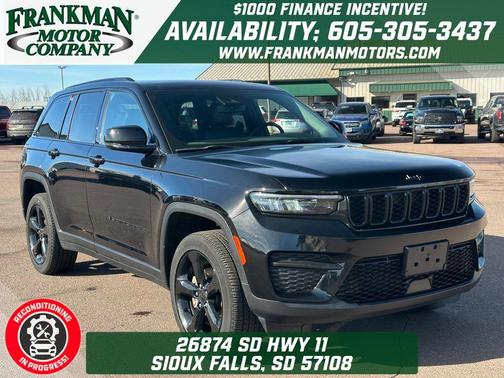 2024 Jeep Grand Cherokee Altitude