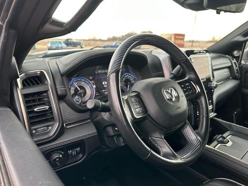 2021 RAM 2500 Limited Crew Cab 4x4 6'4' Box