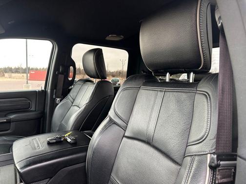 2021 RAM 2500 Limited Crew Cab 4x4 6'4' Box