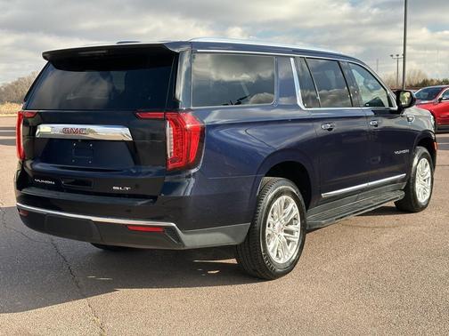 2024 GMC Yukon XL SLT