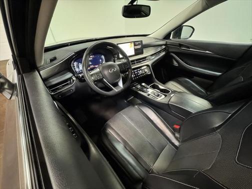 2022 INFINITI QX60 Luxe