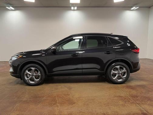 Black Metallic 2025 Ford Escape ST-Line