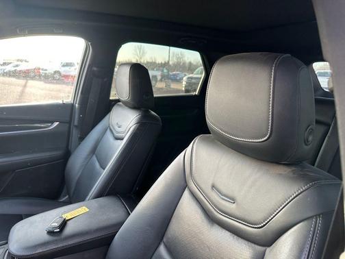 2020 Cadillac XT5 Premium Luxury