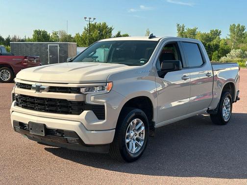 White Sands 2026 Chevrolet Silverado 1500 RST