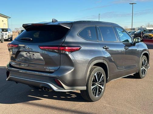 2021 Toyota Highlander XSE
