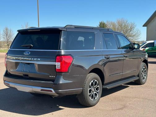 Gray Metallic 2024 Ford Expedition Max XLT