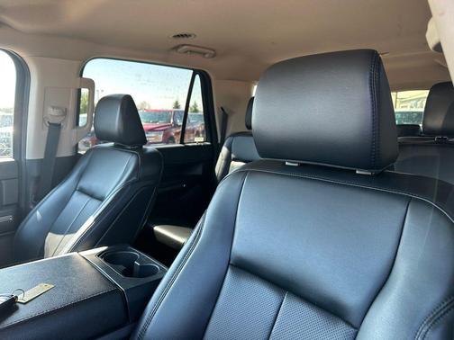 Gray Metallic 2024 Ford Expedition Max XLT