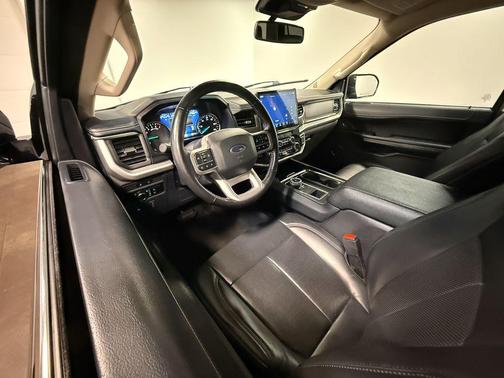 Gray Metallic 2024 Ford Expedition Max XLT