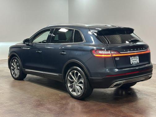 2022 Lincoln Nautilus Reserve