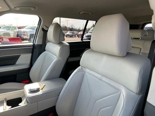 2024 Hyundai SANTA FE SEL 2.4