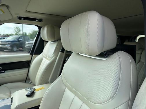 Kf 2025 Land Rover Range Rover P530 Autobiography