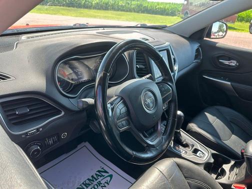 Spitfire Orange Clearcoat 2021 Jeep Cherokee Latitude Lux