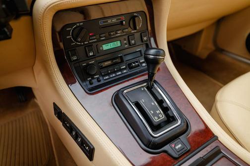 1992 Jaguar XJ6 Vanden Plas