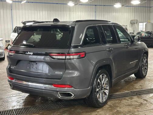 2024 Jeep Grand Cherokee Overland
