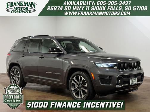 Baltic Gray Metallic Clearcoat 2024 Jeep Grand Cherokee Overland