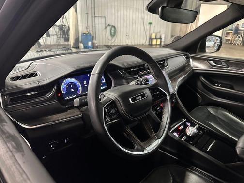 2024 Jeep Grand Cherokee Overland