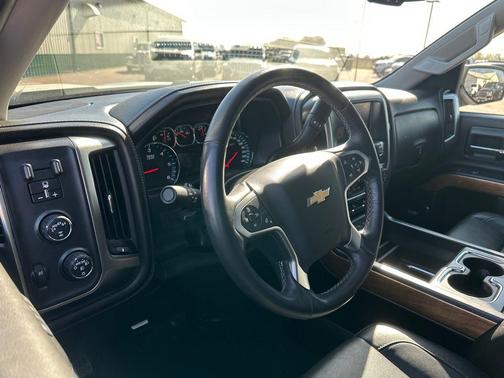 Summit White 2017 Chevrolet Silverado 1500 LTZ