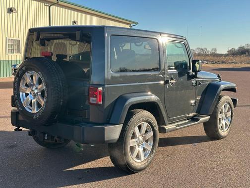 2016 Jeep Wrangler Sahara