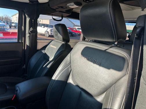 2016 Jeep Wrangler Sahara