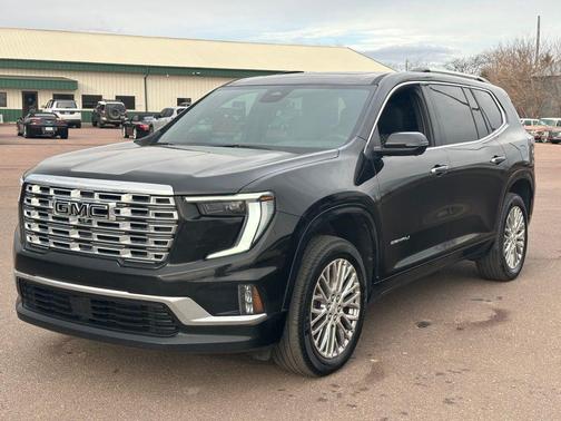 2024 GMC Acadia Denali