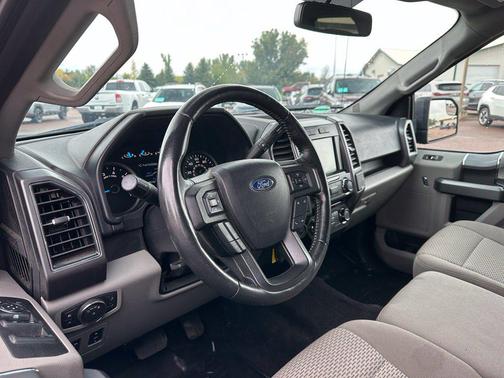 Lightning Blue 2017 Ford F-150 XLT