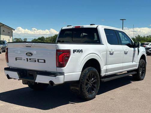 Oxford White 2024 Ford F-150 Lariat