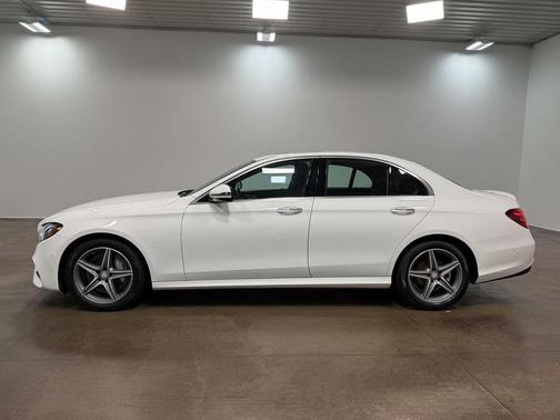 2017 Mercedes-Benz E-Class E 300 4MATIC