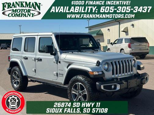 2023 Jeep Wrangler 4-Door Sahara