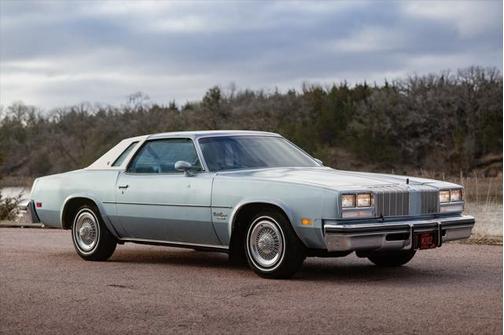 1977 Oldsmobile Cutlass Supreme