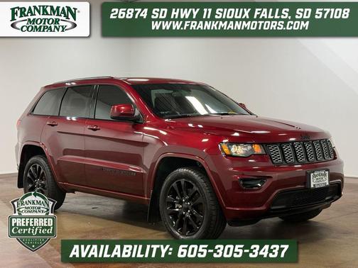 Velvet Red Pearlcoat 2022 Jeep Grand Cherokee Laredo