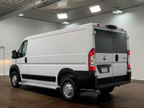 2023 RAM ProMaster 2500 Base