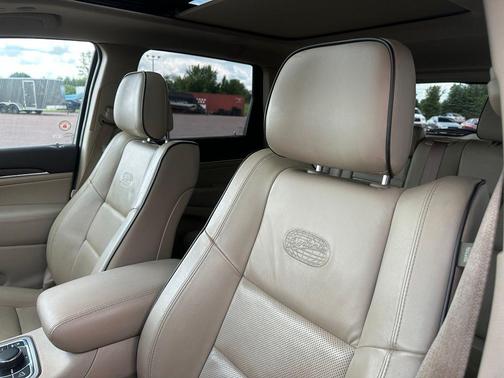 Ivory 3-Coat 2021 Jeep Grand Cherokee Overland