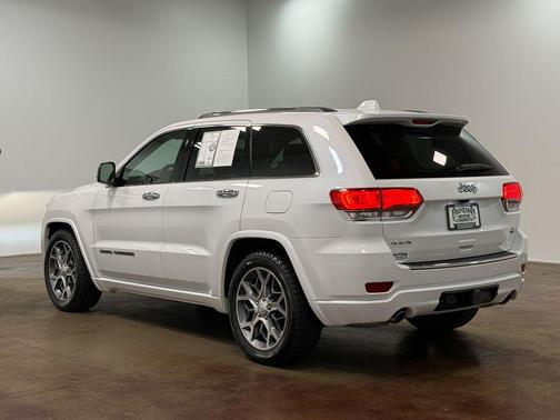 Ivory 3-Coat 2021 Jeep Grand Cherokee Overland