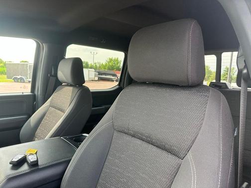 Df 2025 Ford F-150 XLT
