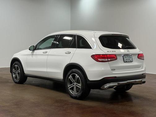 2017 Mercedes-Benz GLC 300 4MATIC
