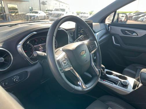 Sterling Gray Metallic 2024 Chevrolet Blazer 2LT