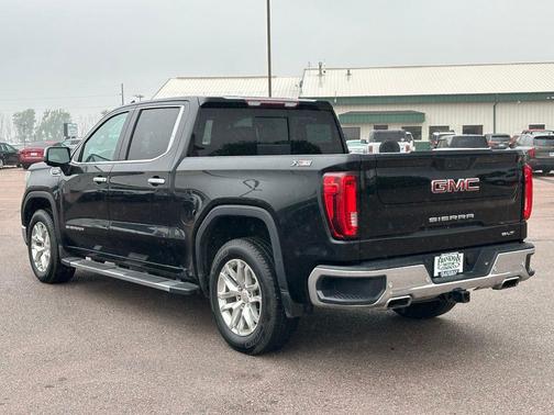 Onyx Black 2019 GMC Sierra 1500 SLT
