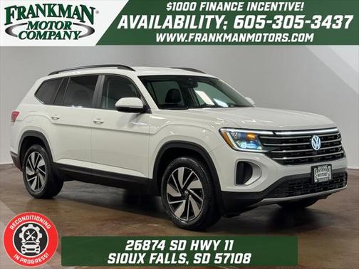 2024 Volkswagen Atlas 2.0T SE w/Technology 4MOTION